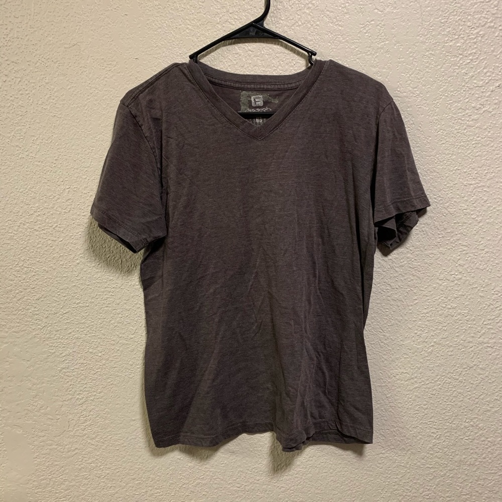 Men’s V-Neck Tee